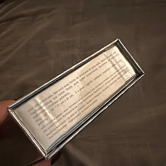 Slip Metallic Silver Pillowcase - Picture 5 of 7